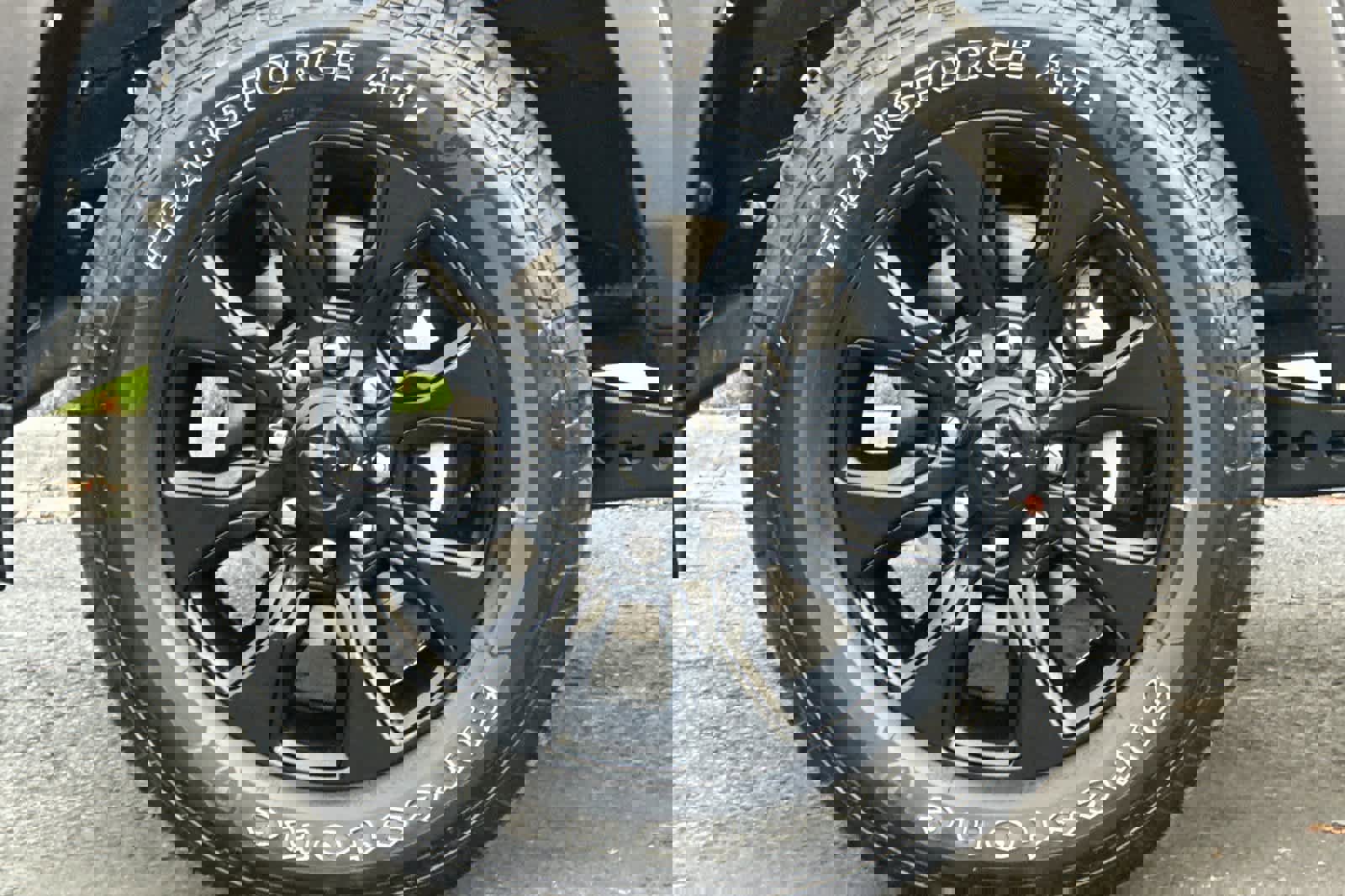 Used 2024 RAM 2500 Limited image 26