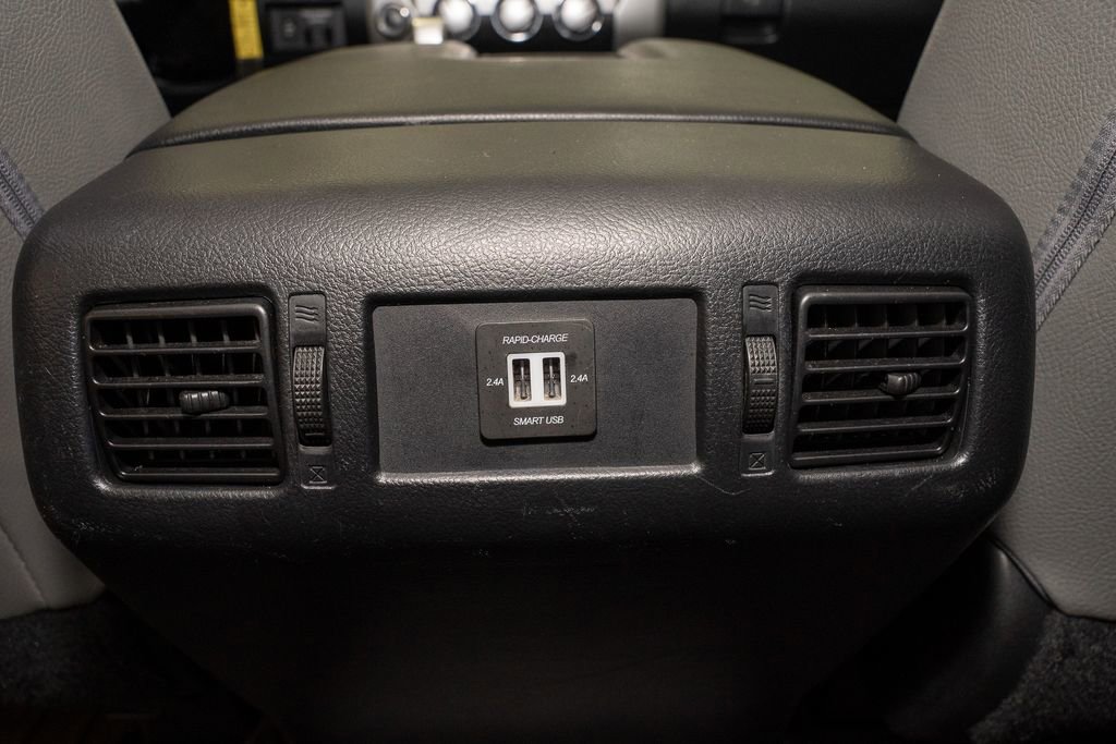 Used 2020 Toyota Tundra SR5 w/ SR5 Leather Package image 7