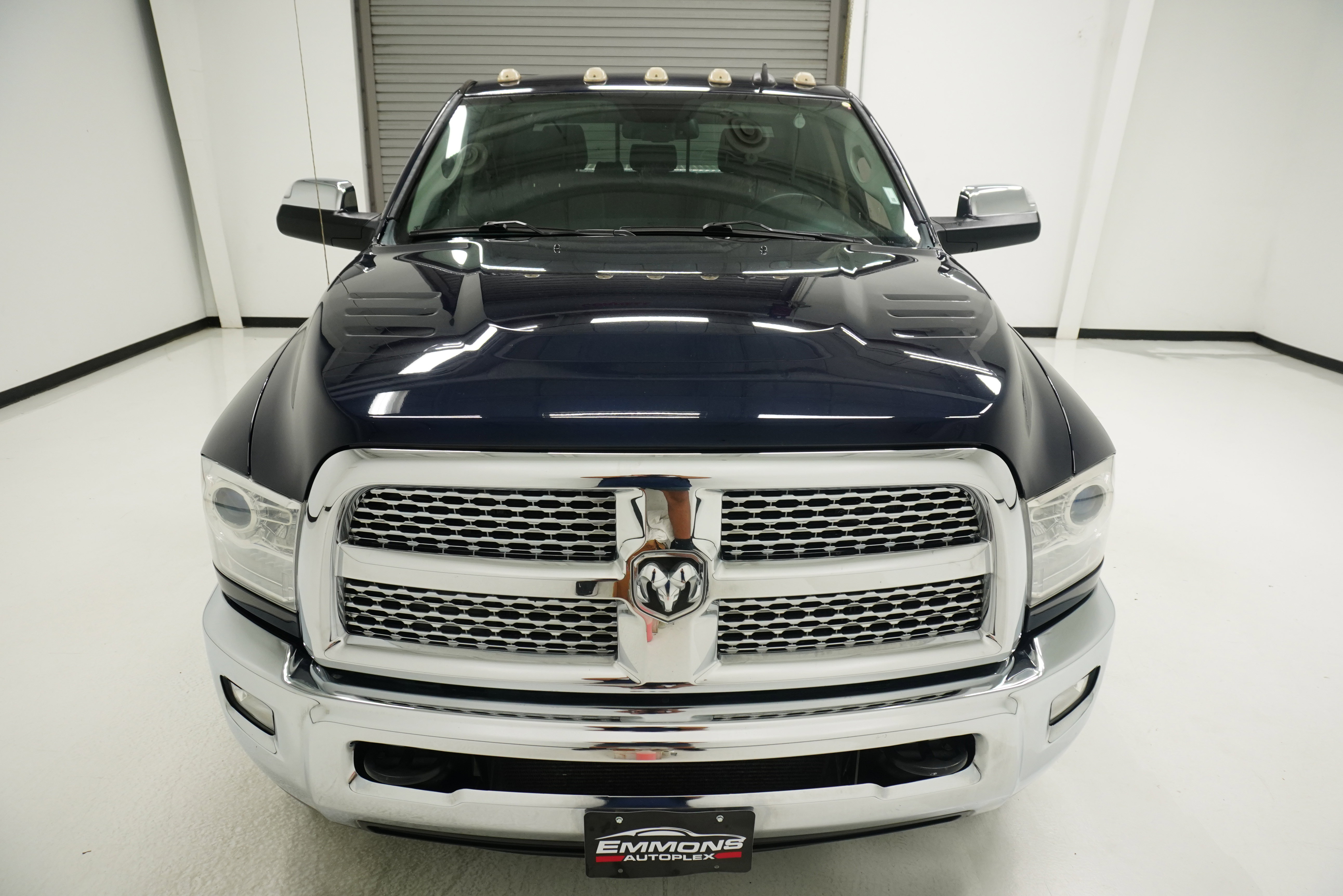 Used 2014 RAM 3500 Laramie w/ Convenience Group RWD image 2