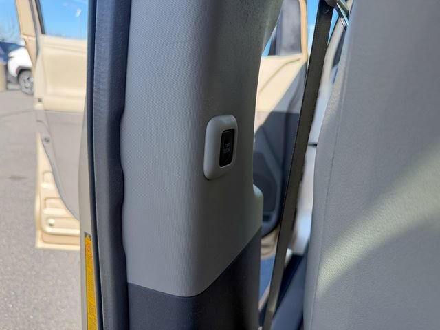 Used 2014 Toyota Sienna Limited w/ Limited Premium Package image 30