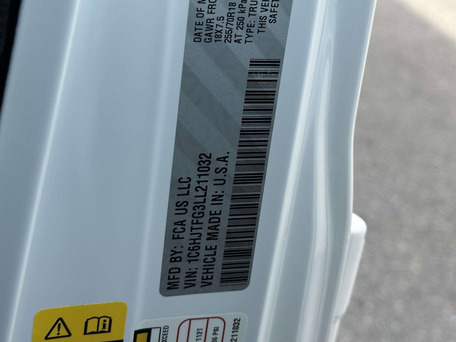 Used 2020 Jeep Gladiator Overland w/ Popular Equipment Package image 27