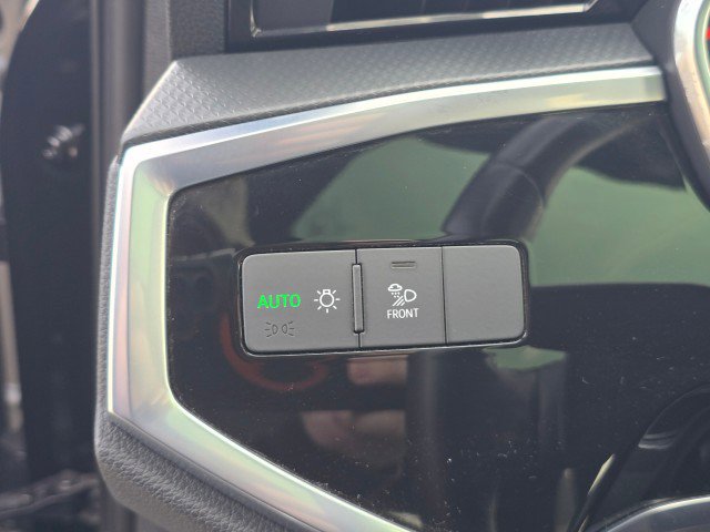 Used 2021 Audi Q3 2.0T Premium Plus w/ Premium Plus Package image 29