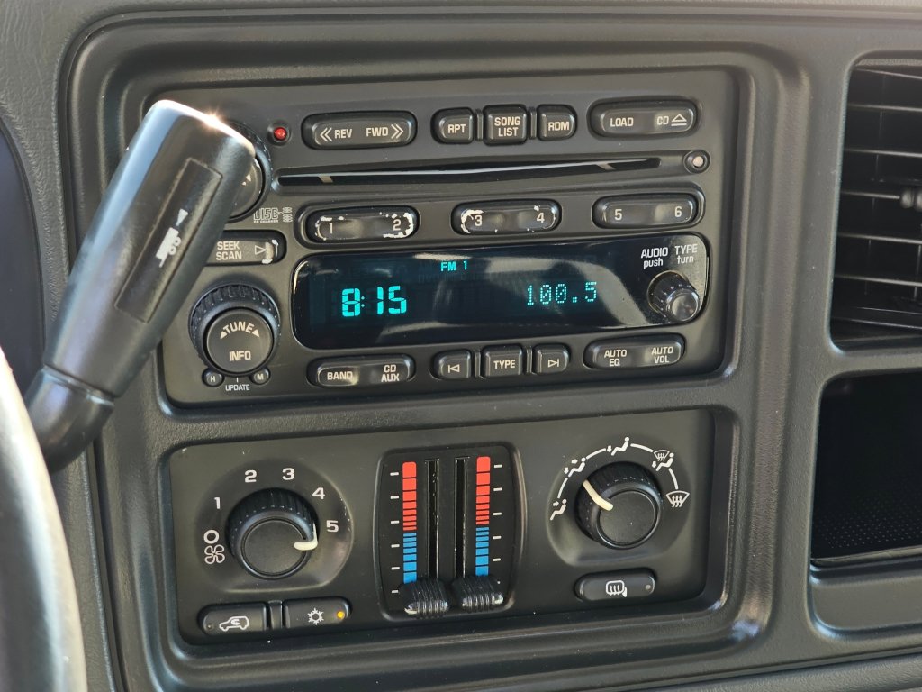 Used 2005 Chevrolet Silverado 2500 LS image 7