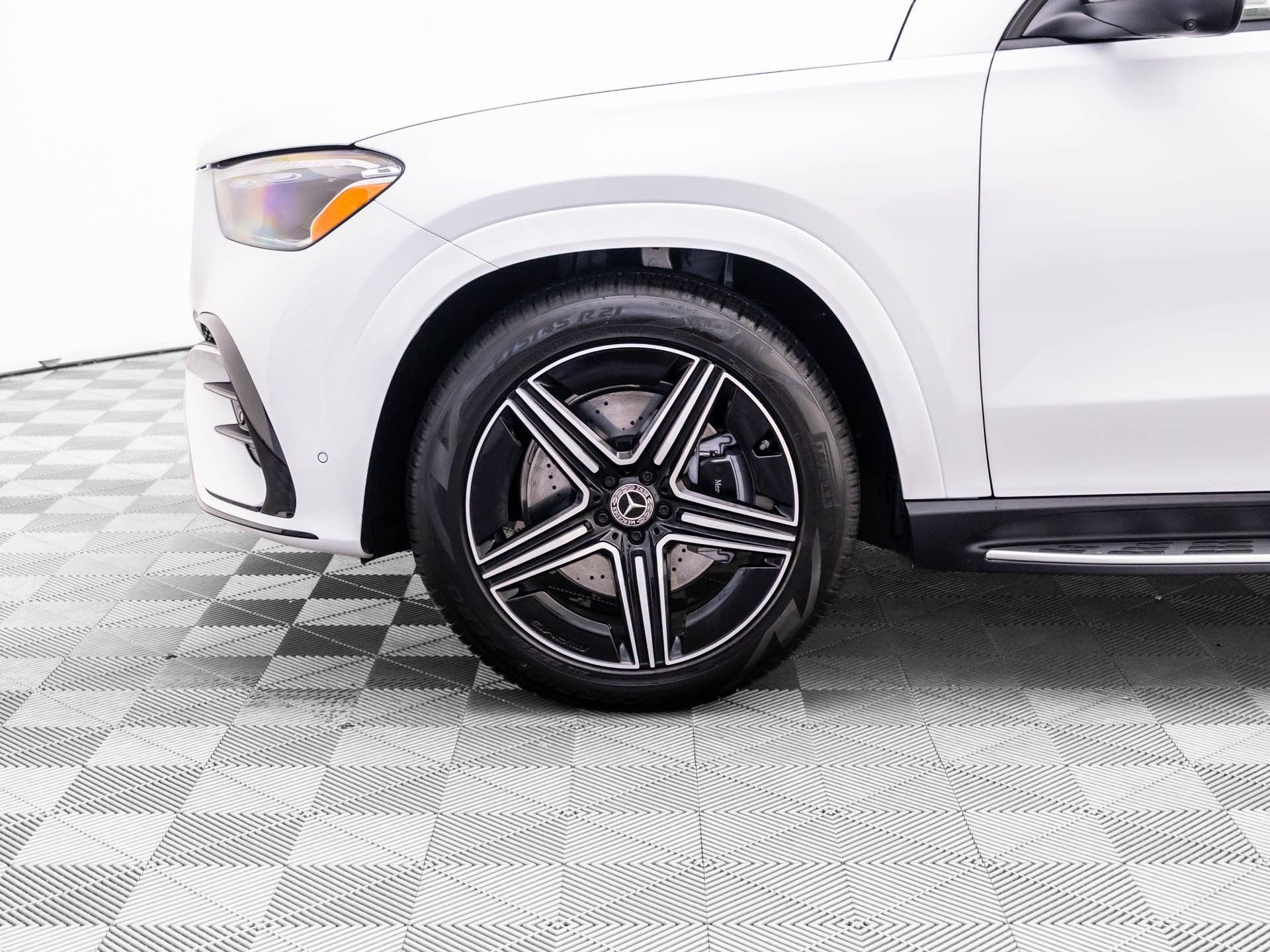 New 2026 Mercedes-Benz GLE 580 4MATIC image 37