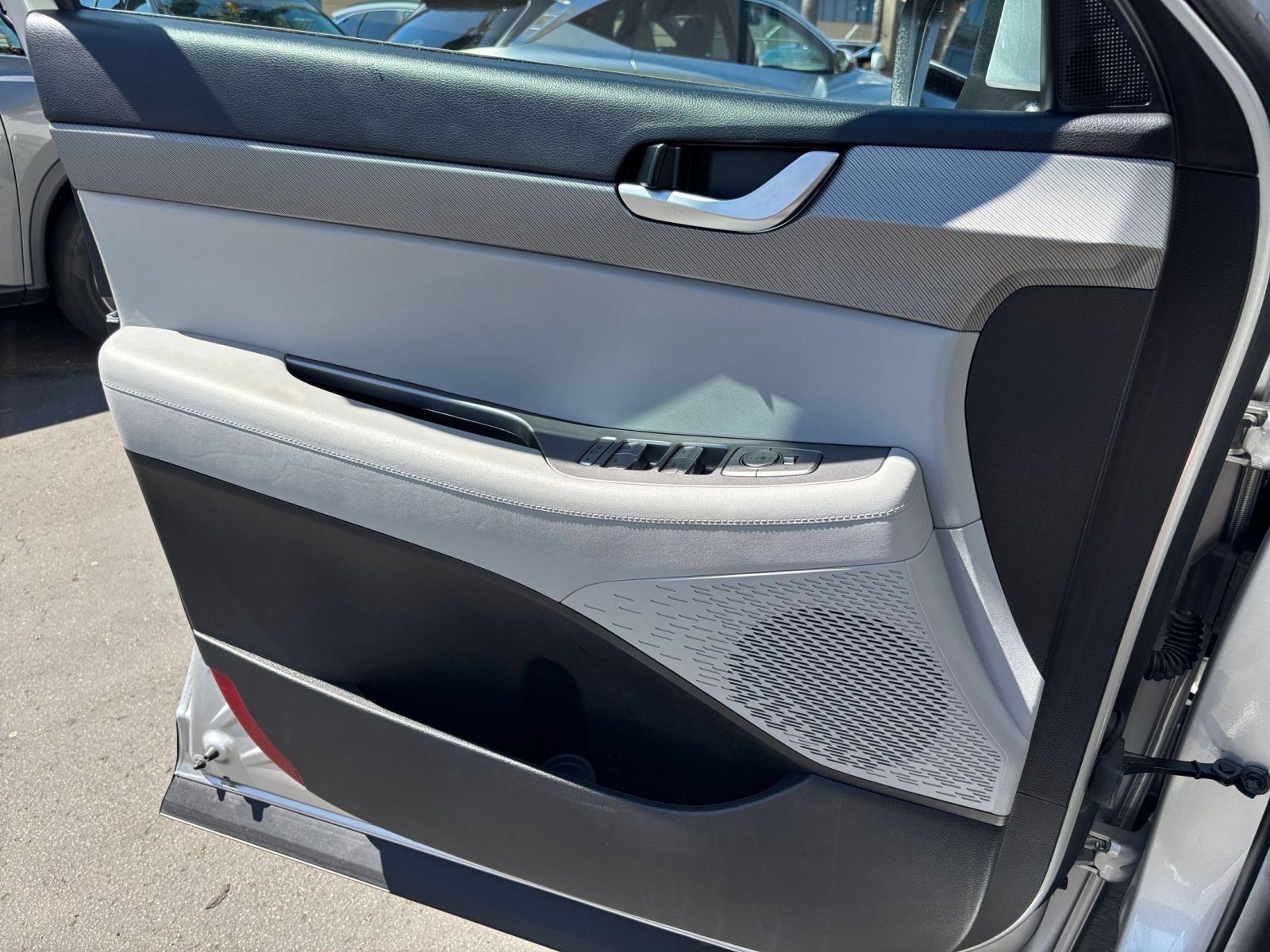 Used 2025 Hyundai Palisade SEL FWD image 18