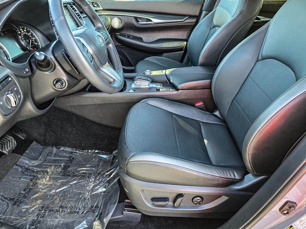 Used 2025 INFINITI QX55 Essential image 13