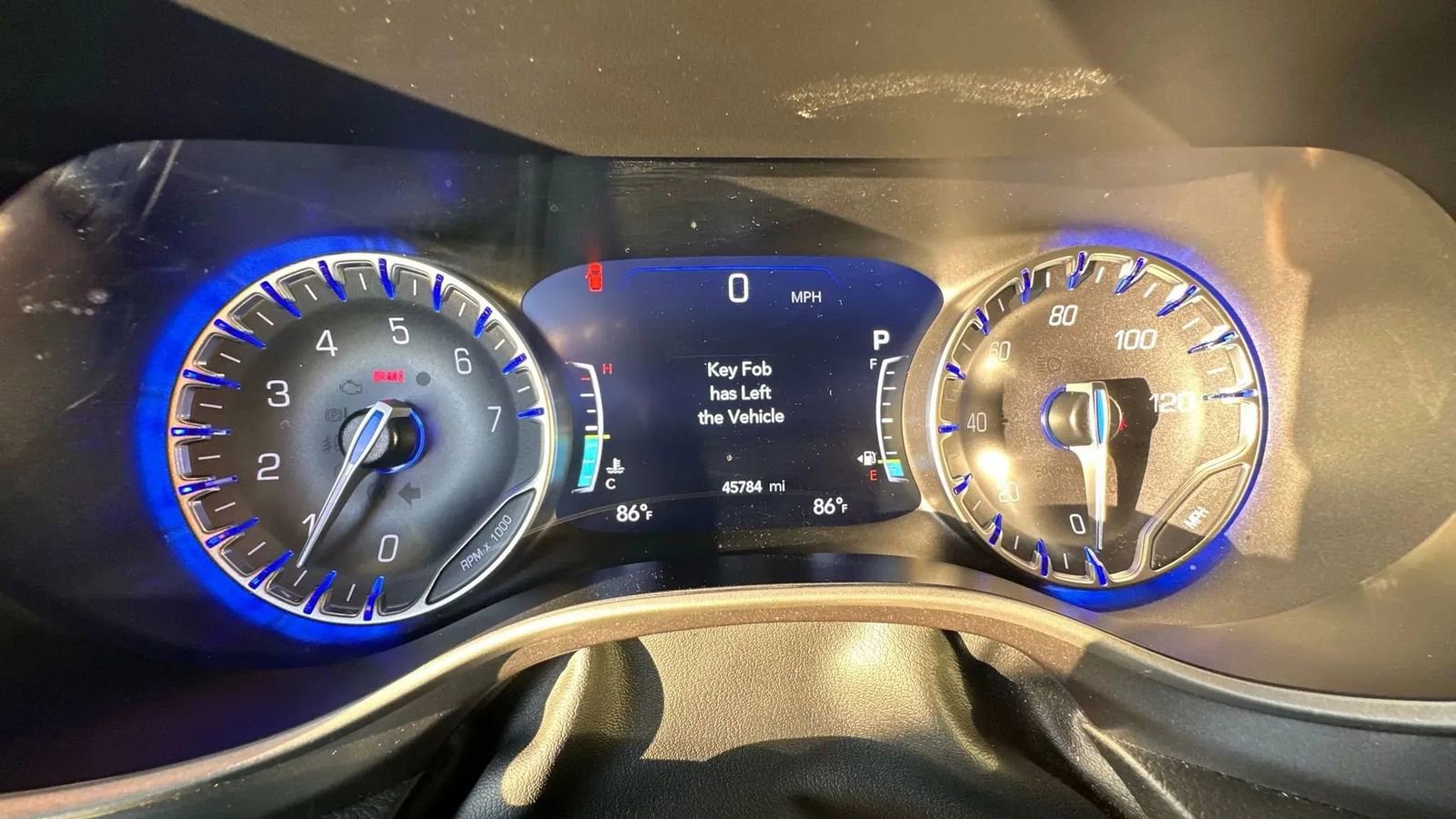 Used 2024 Chrysler Pacifica Touring-L FWD image 18