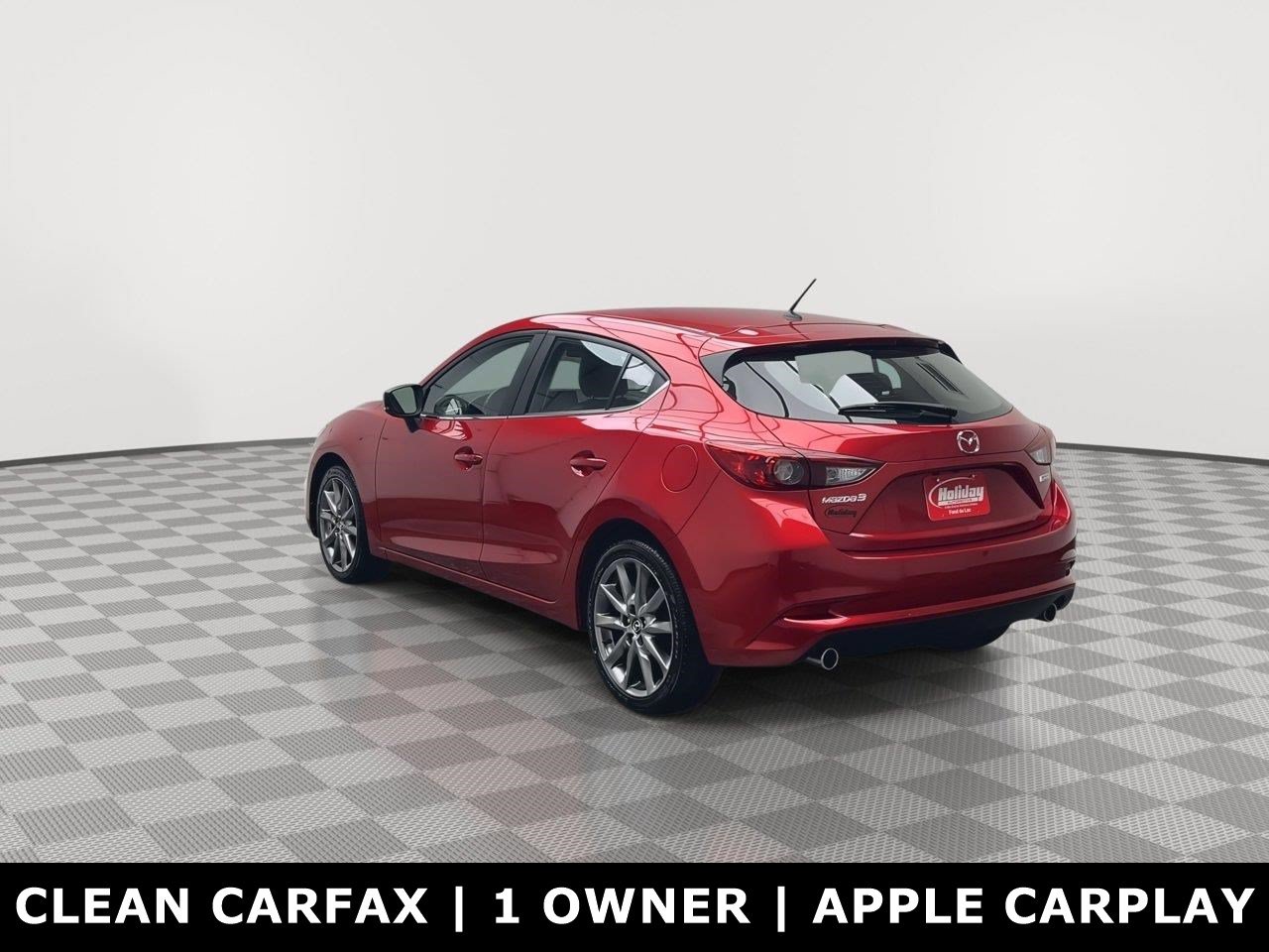 Used 2018 MAZDA MAZDA3 Touring FWD image 32