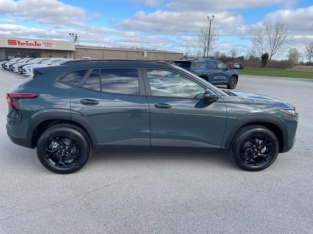 New 2026 Chevrolet Trax LT w/ Driver Confidence Package FWD image 8