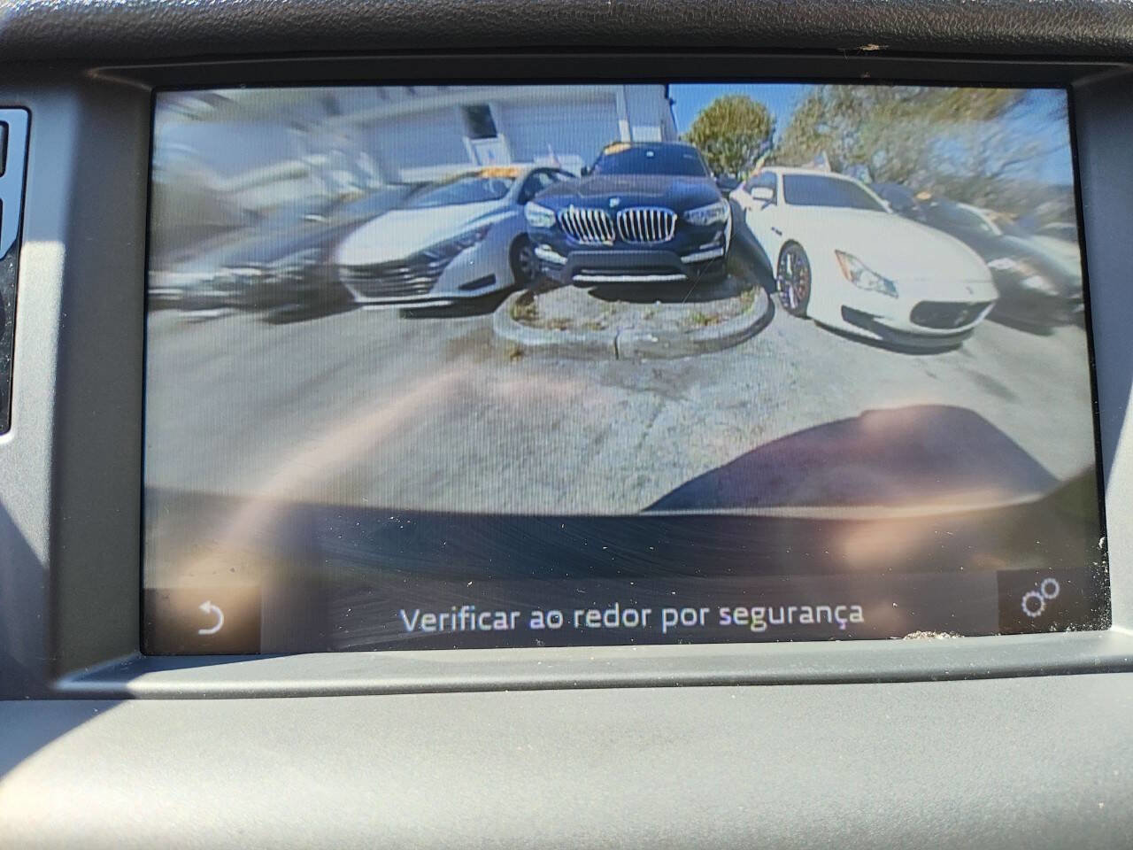 Used 2017 Land Rover Discovery Sport HSE image 33