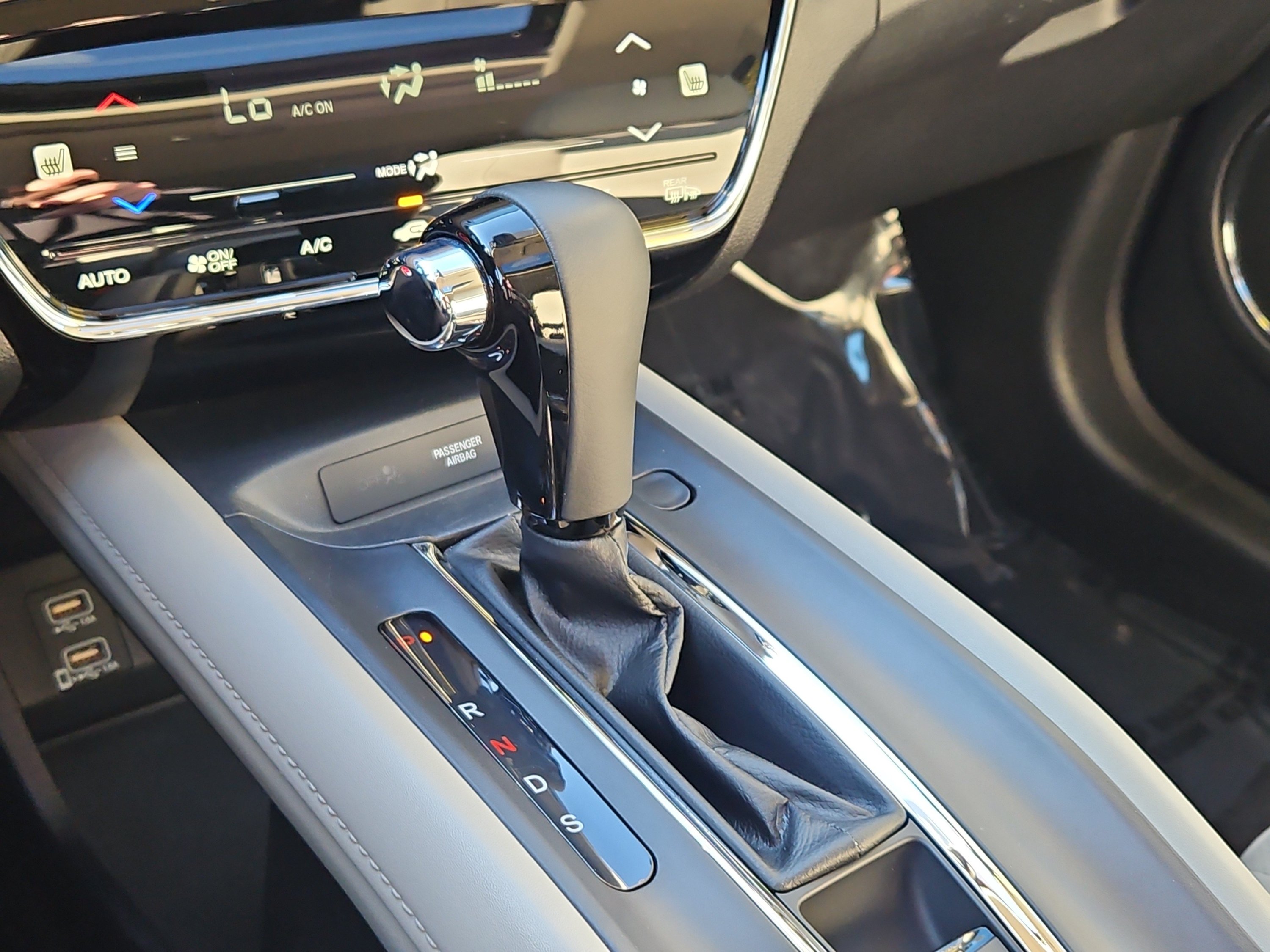 Certified 2022 Honda HR-V EX-L image 18