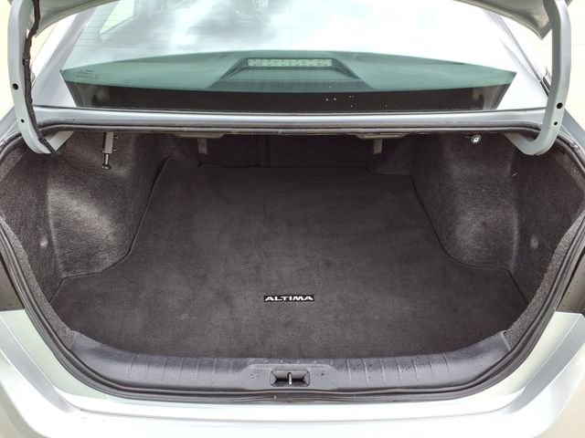 Used 2024 Nissan Altima 2.5 SV FWD image 11