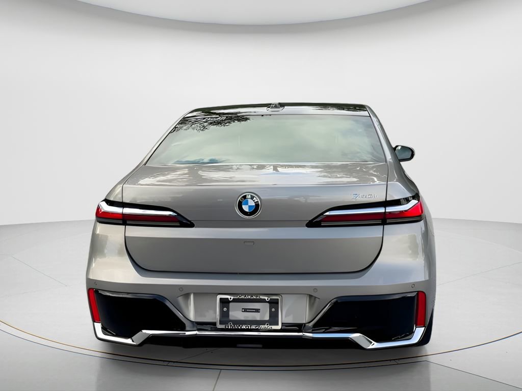 New 2026 BMW 740i w/ Premium Package image 7