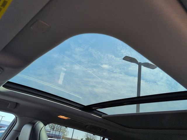 Used 2022 Toyota Highlander Platinum image 16