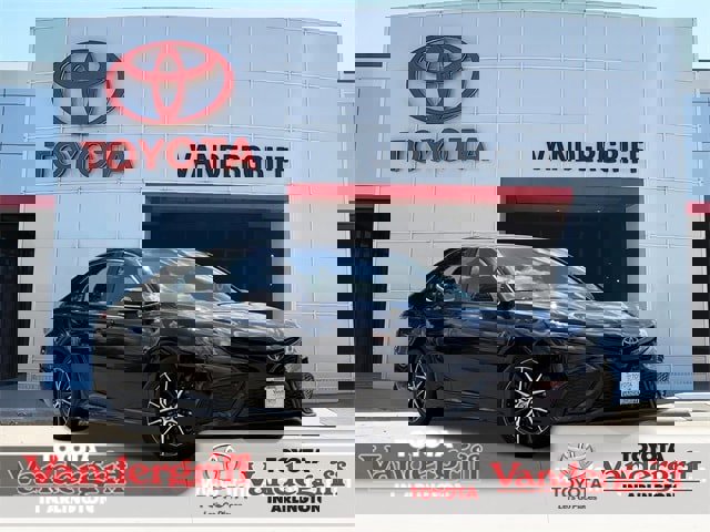 Used 2023 Toyota Camry SE