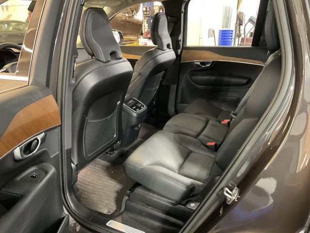 Used 2023 Volvo XC90 B6 Plus w/ Protection Package Premier AWD/4WD image 9