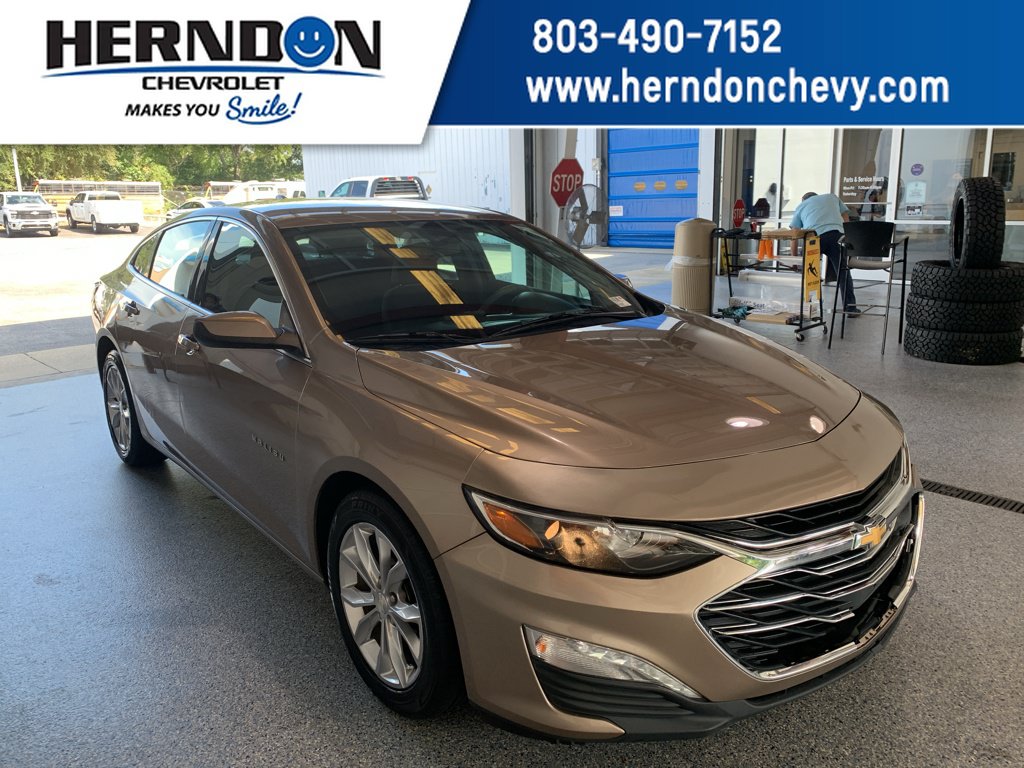 Used 2019 Chevrolet Malibu LT FWD image 1