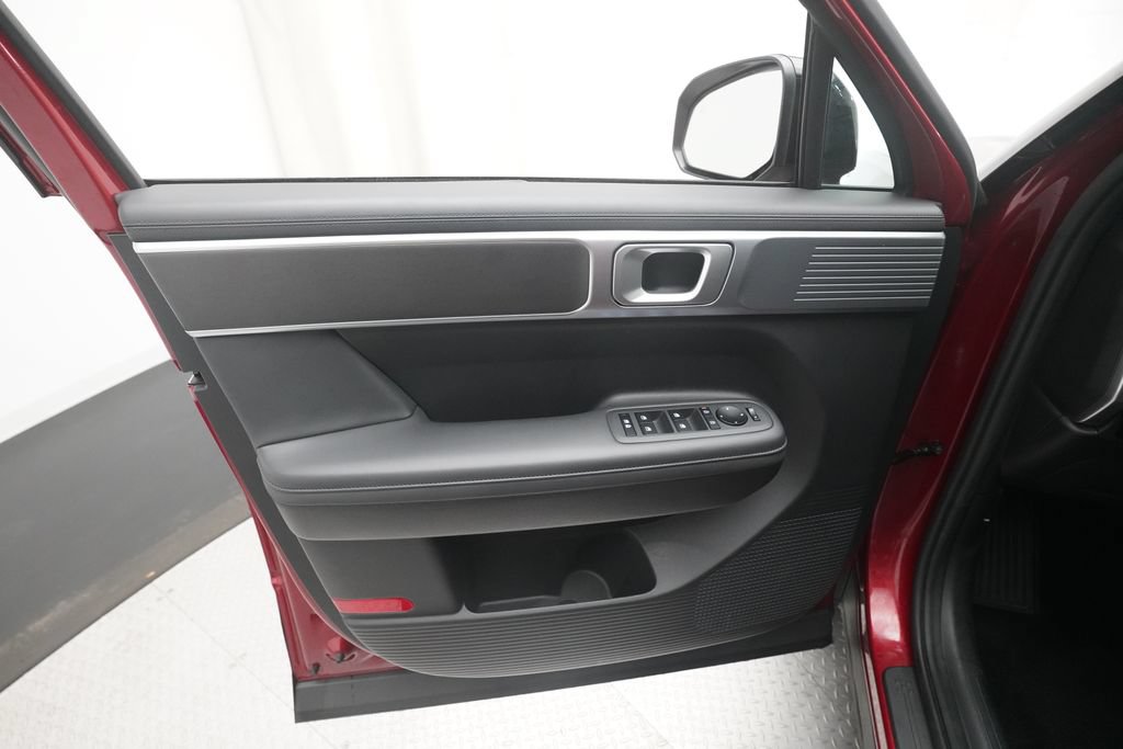 Used 2025 Hyundai Santa Fe XRT AWD/4WD image 29