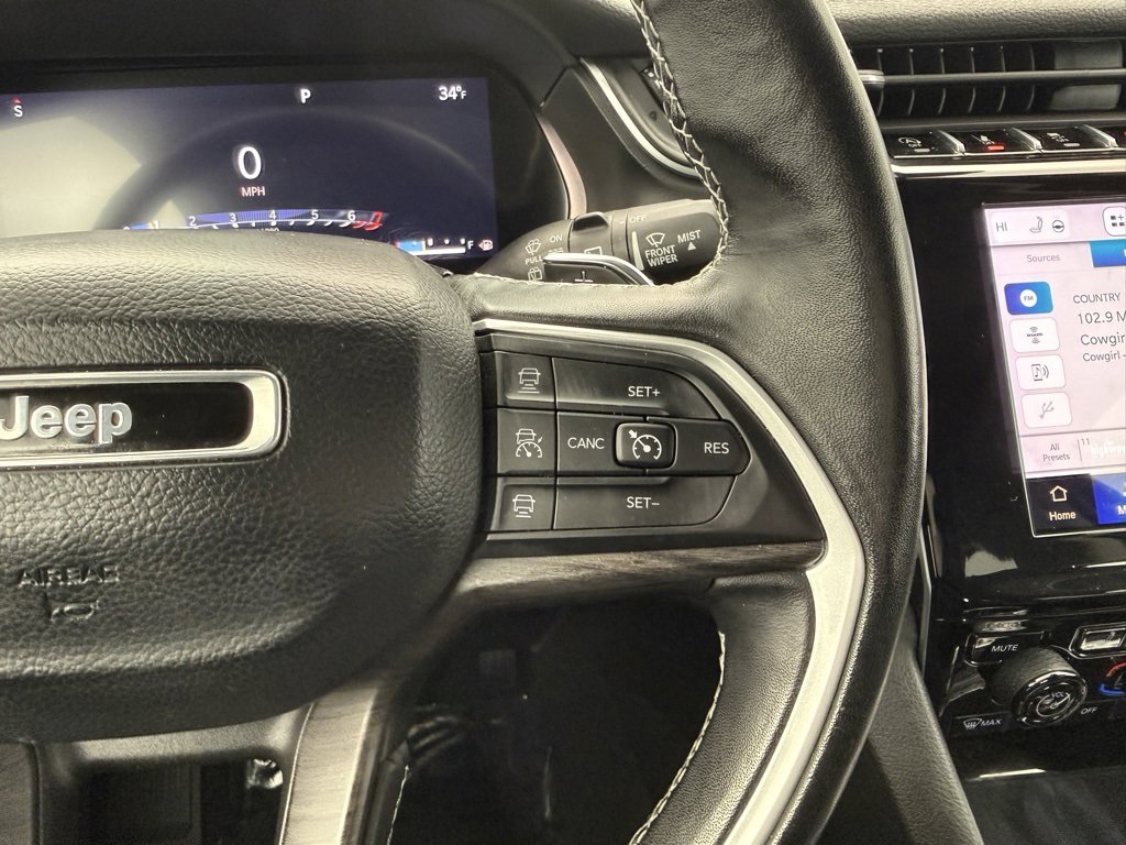 Used 2022 Jeep Grand Cherokee Limited image 28