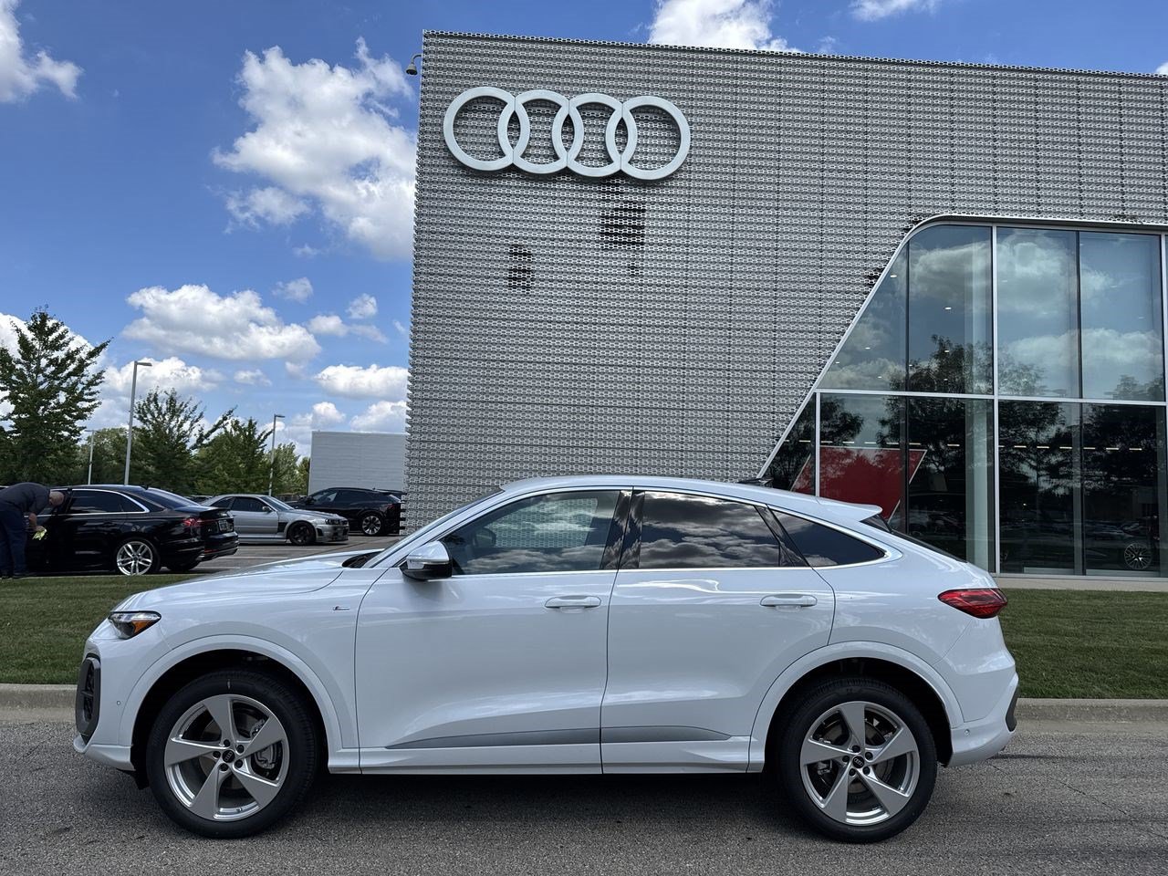 New 2026 Audi Q5 Premium Plus AWD/4WD image 29