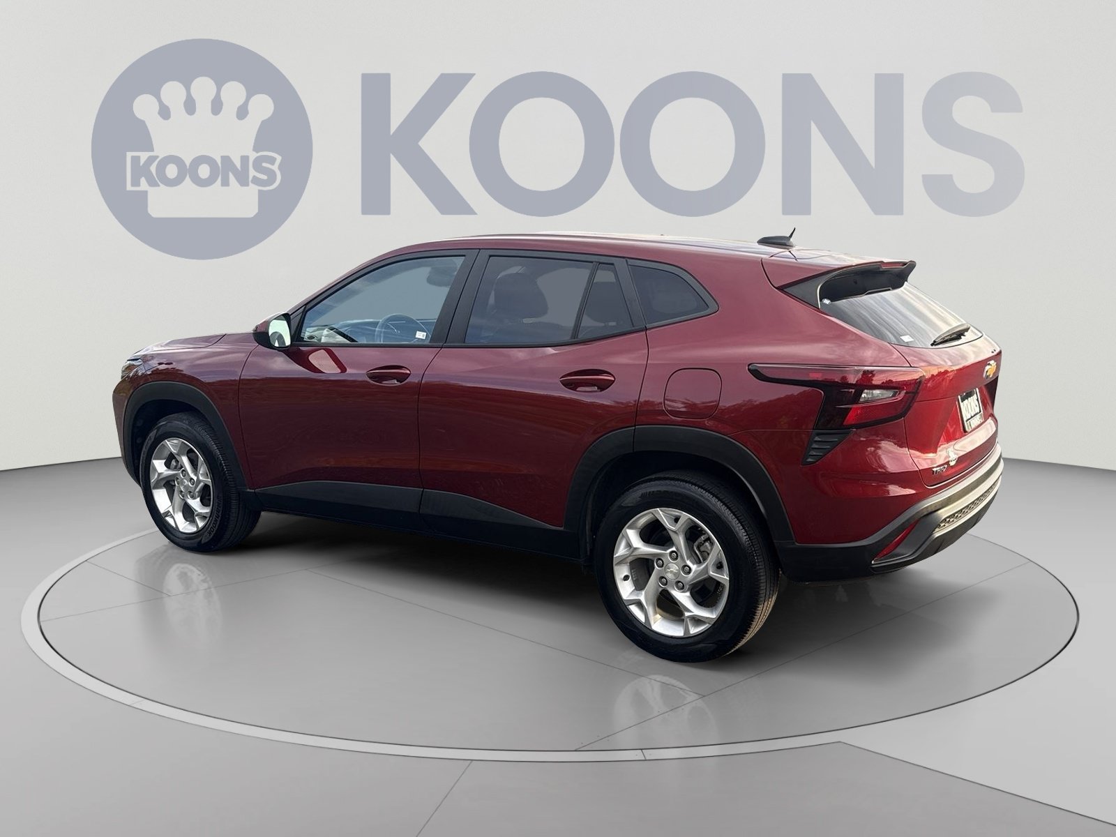 Used 2024 Chevrolet Trax LS w/ LS Convenience Package FWD image 8