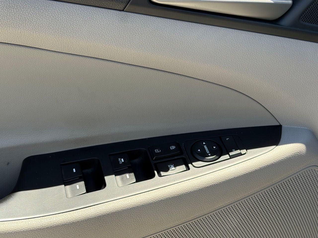 Used 2018 Hyundai Tucson Value FWD image 7
