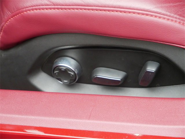 Used 2021 Chevrolet Corvette Stingray Premium Cpe w/ Z51 Performance Package image 18