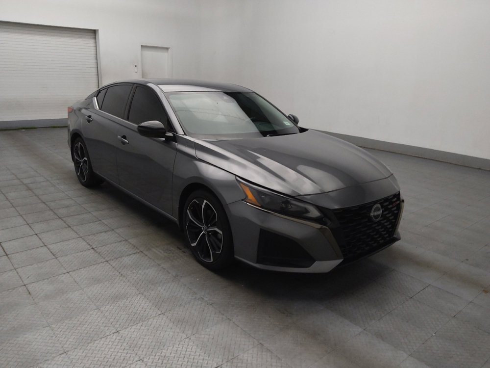 Used 2023 Nissan Altima 2.5 SR FWD image 13