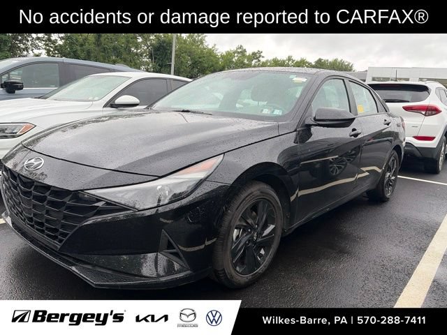 Used 2023 Hyundai Elantra Blue w/ Preferred Accessory Package FWD image 2