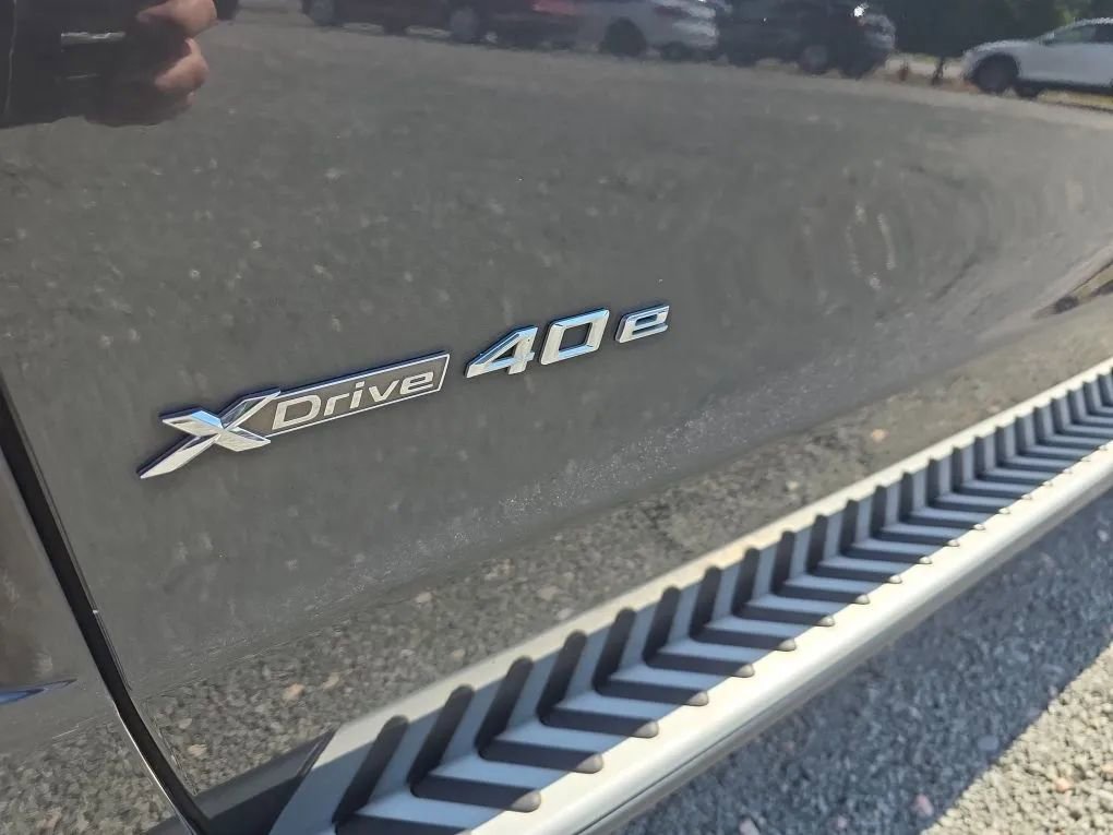 Used 2016 BMW X5 xDrive40e AWD/4WD image 13