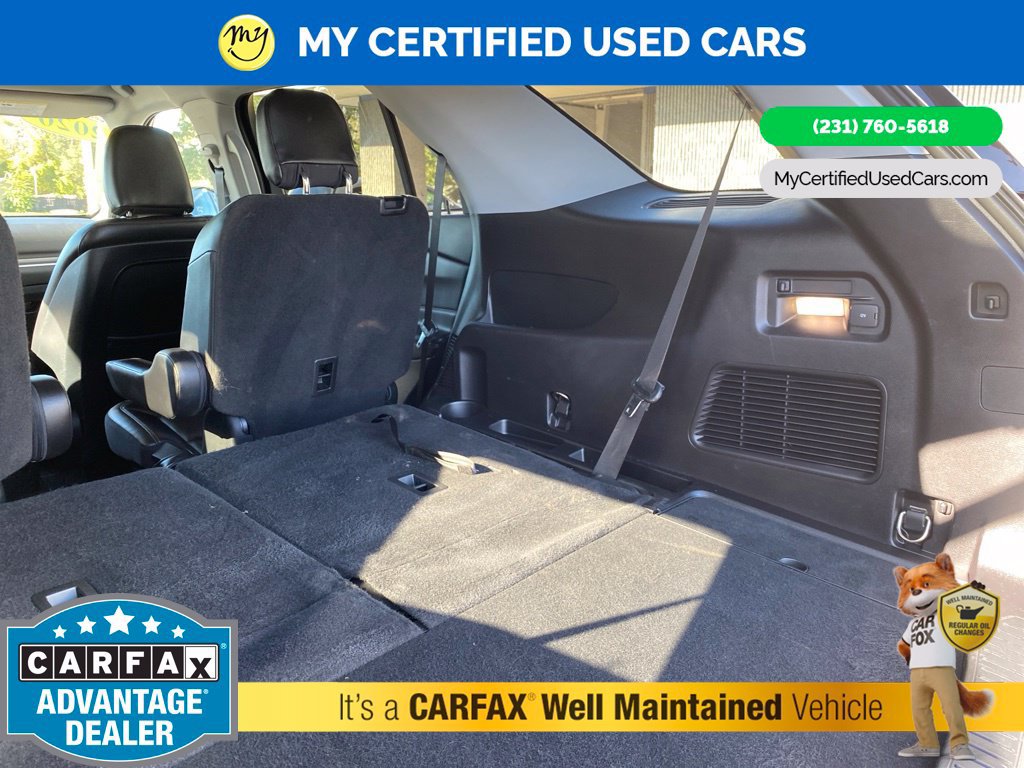 Used 2020 Ford Explorer XLT w/ Equipment Group 202A AWD/4WD image 8