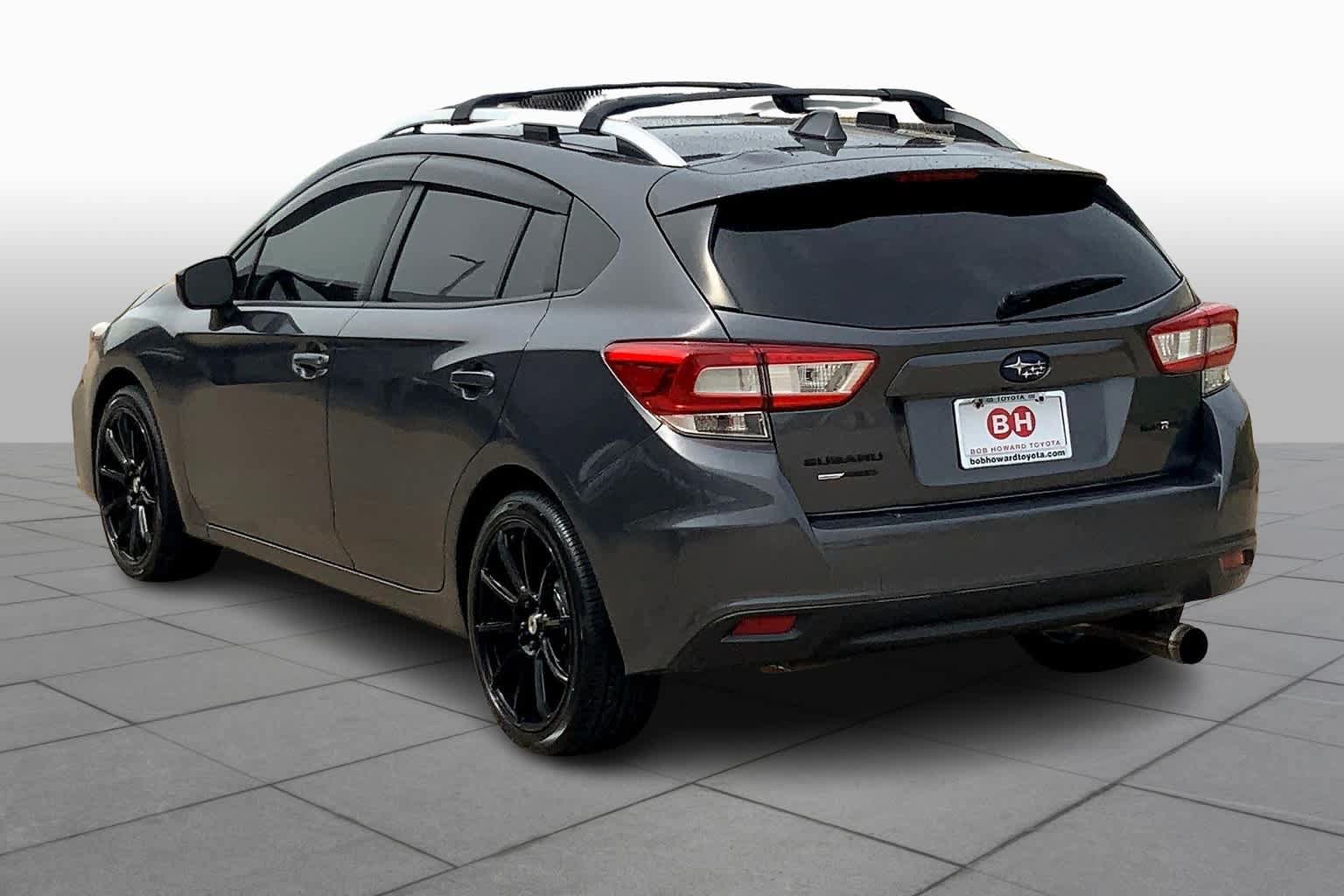 Used 2018 Subaru Impreza 2.0i Premium AWD/4WD image 12