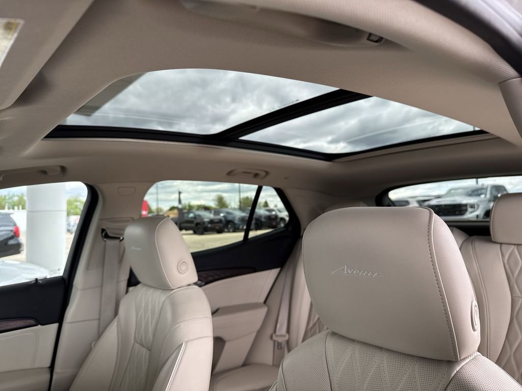 Certified 2023 Buick Envision Avenir AWD/4WD image 11