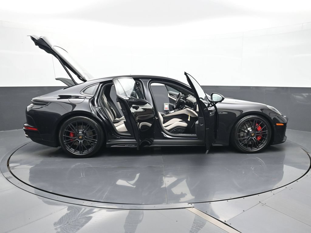 New 2026 Porsche Panamera GTS AWD/4WD image 34