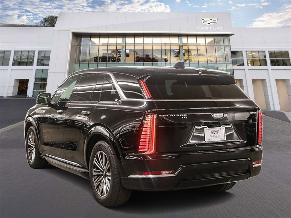 New 2026 Cadillac Escalade IQ Luxury 1 image 6
