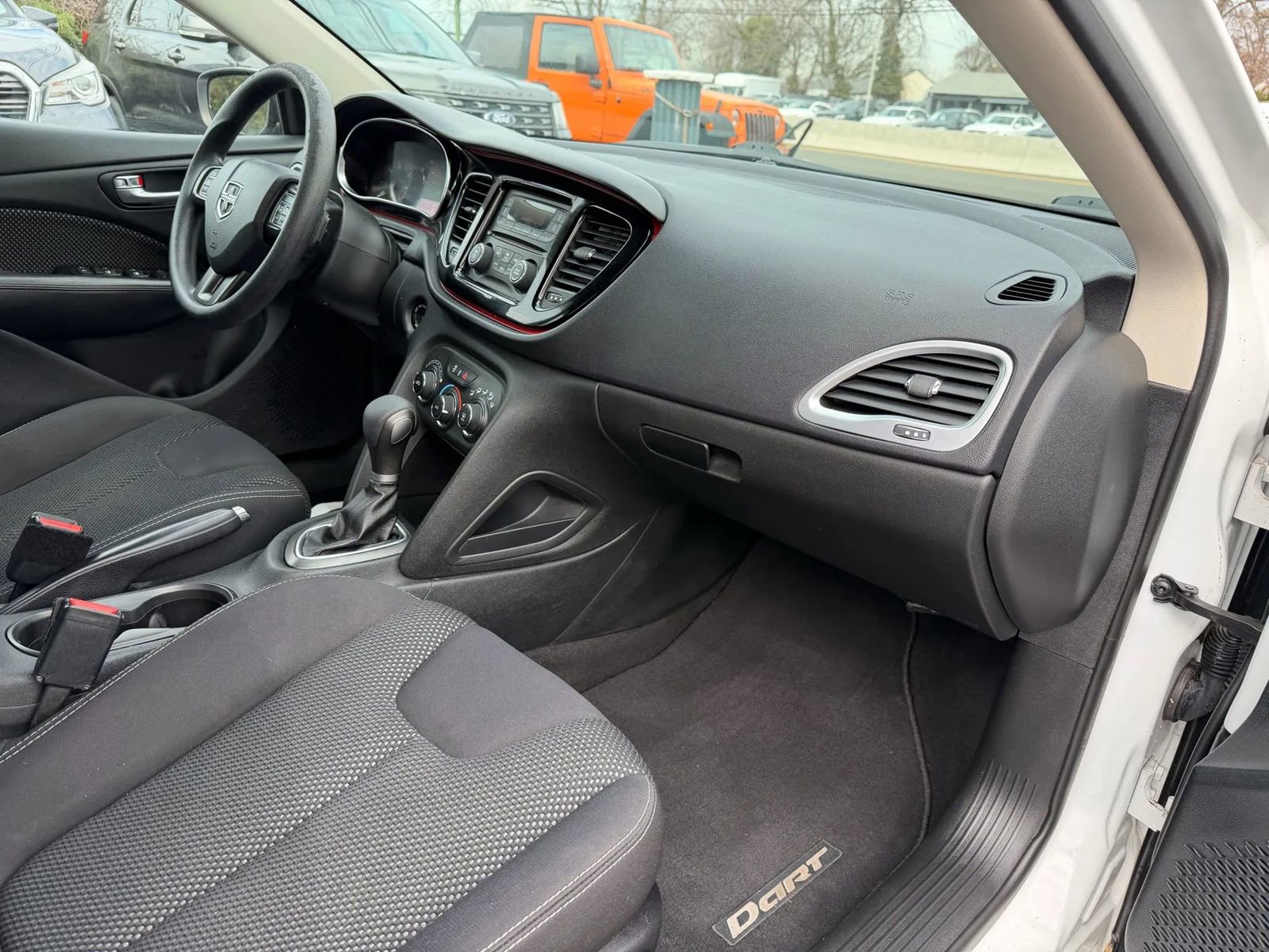 Used 2015 Dodge Dart SXT image 20