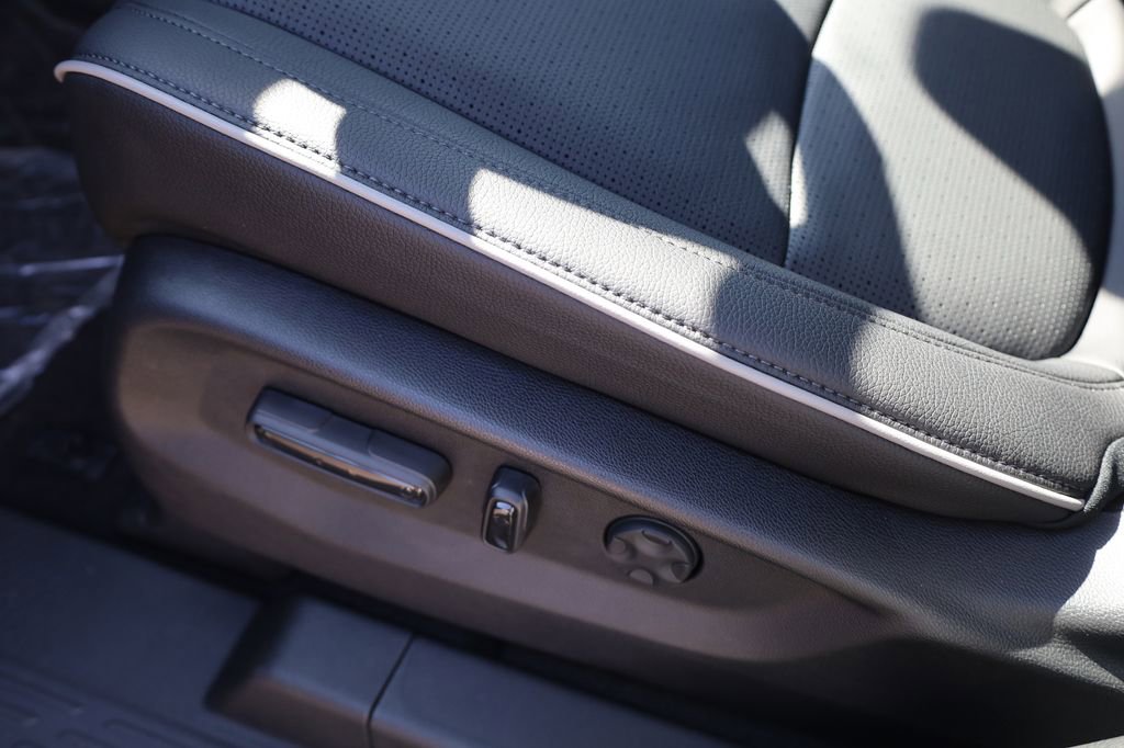 New 2026 Honda Odyssey Elite image 13