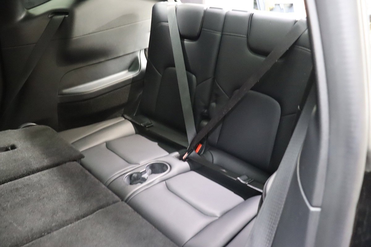 Used 2022 Tesla Model Y Long Range AWD/4WD image 42