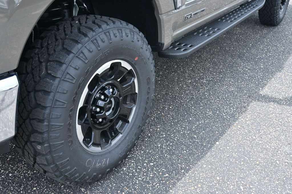 New 2026 Ford F350 Lariat w/ Tremor Off-Road Package AWD/4WD image 12