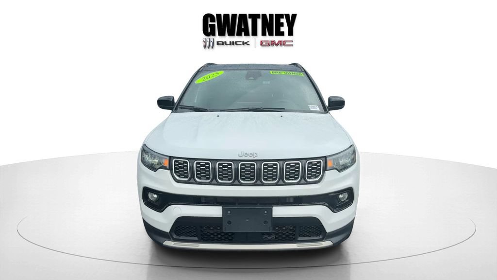 Used 2025 Jeep Compass Limited AWD/4WD image 8