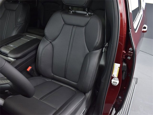 New 2023 Jeep Wagoneer L Series III w/ Premium Group I image 11