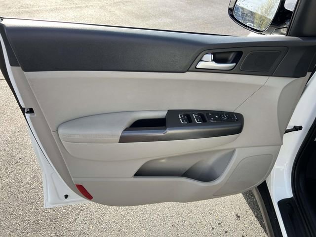 Used 2021 Kia Sportage LX w/ LX AWD Popular Package image 12