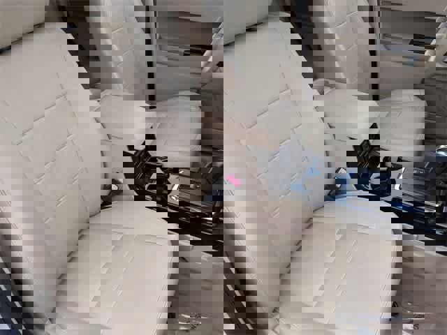 Used 2010 Ford Escape Limited image 23