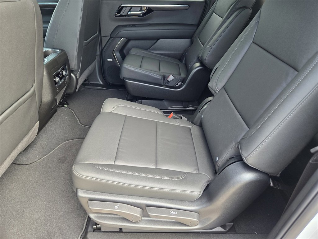 New 2026 Chevrolet Suburban LT w/ Comfort Package image 15