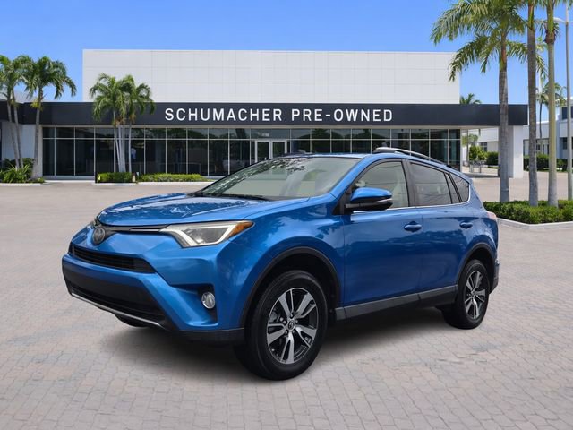 Used 2018 Toyota RAV4 XLE FWD image 3