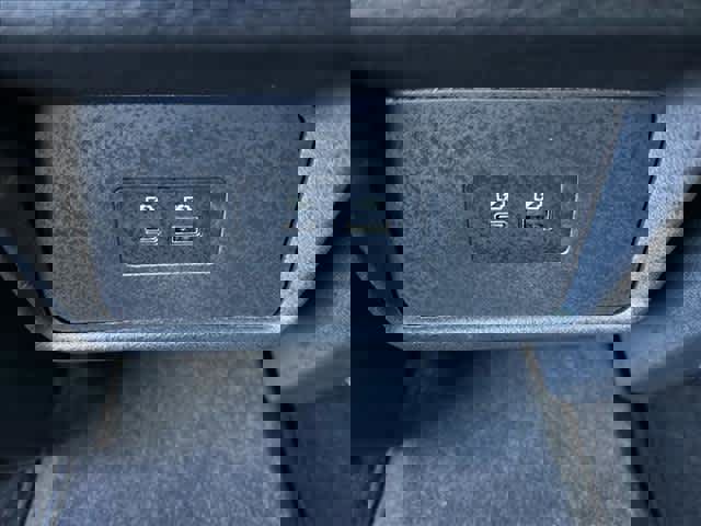 Used 2022 Nissan Rogue SV image 11