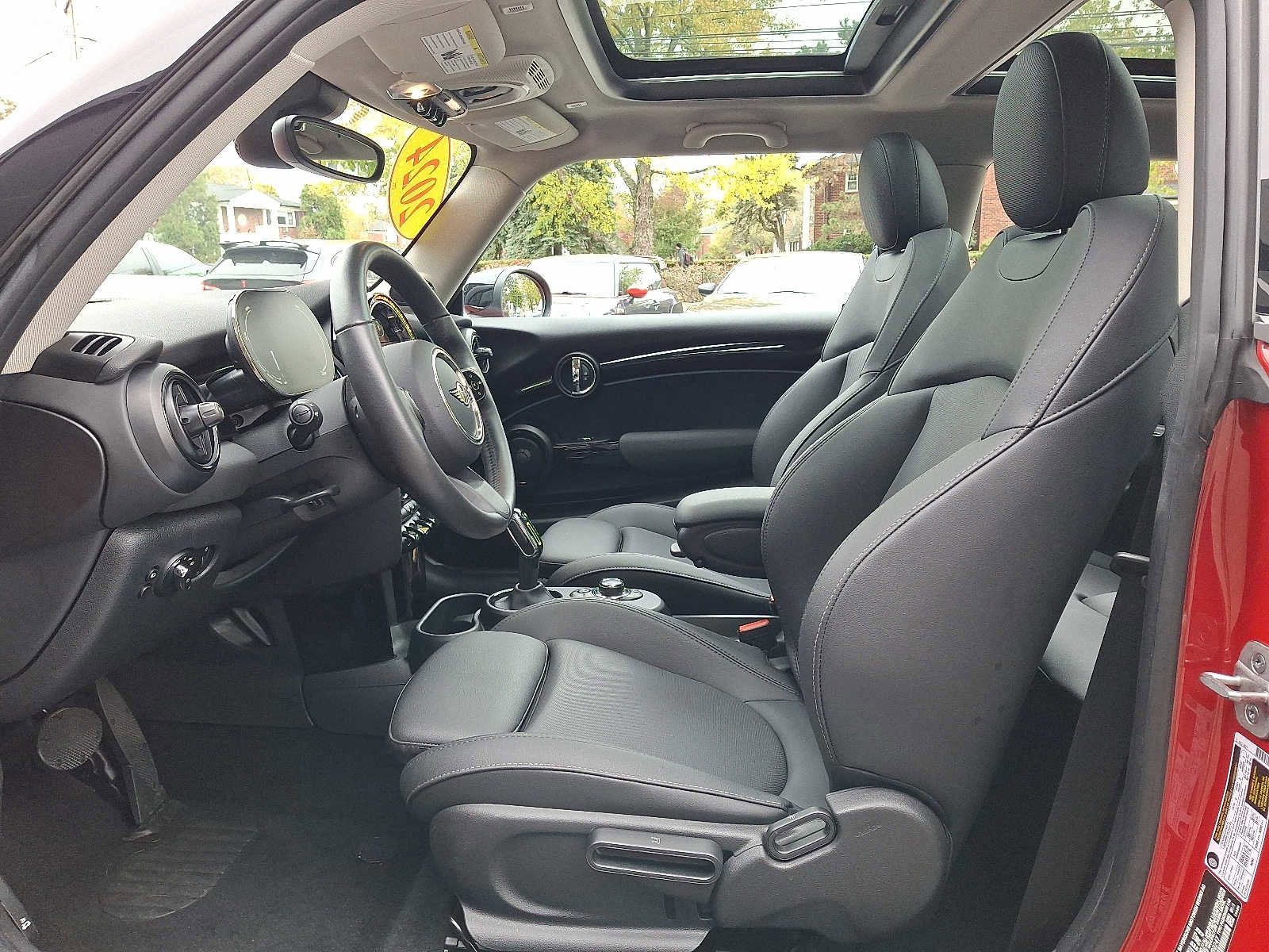 Certified 2024 MINI Cooper SE image 12