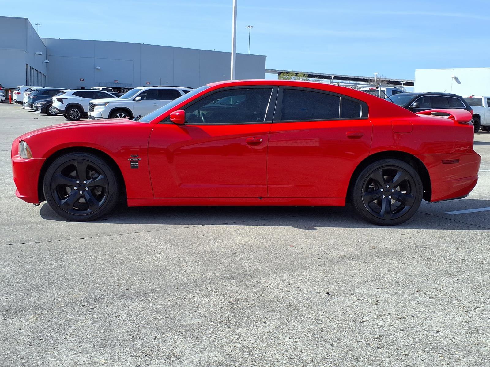 Used 2014 Dodge Charger R/T w/ Blacktop Package image 22