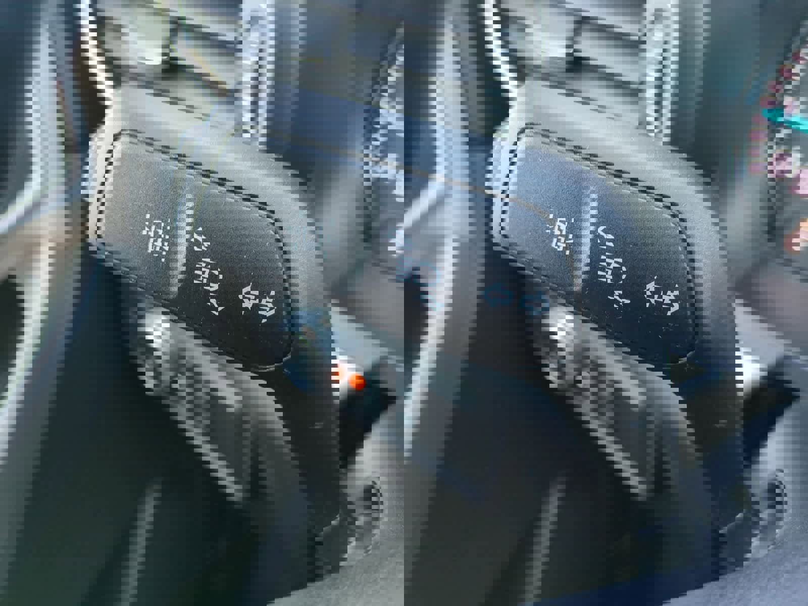 Used 2022 Ford Explorer XLT w/ Equipment Group 202A image 28