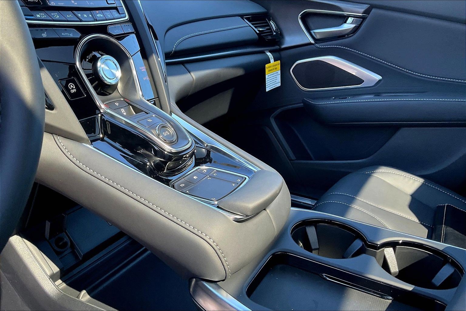 New 2026 Acura RDX SH-AWD image 12